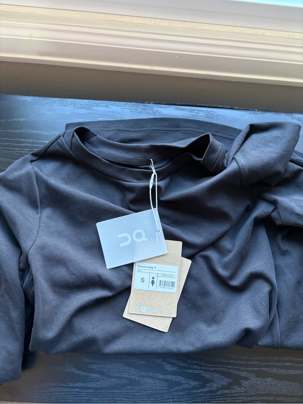 On Running Women’s Black Focus Long-T